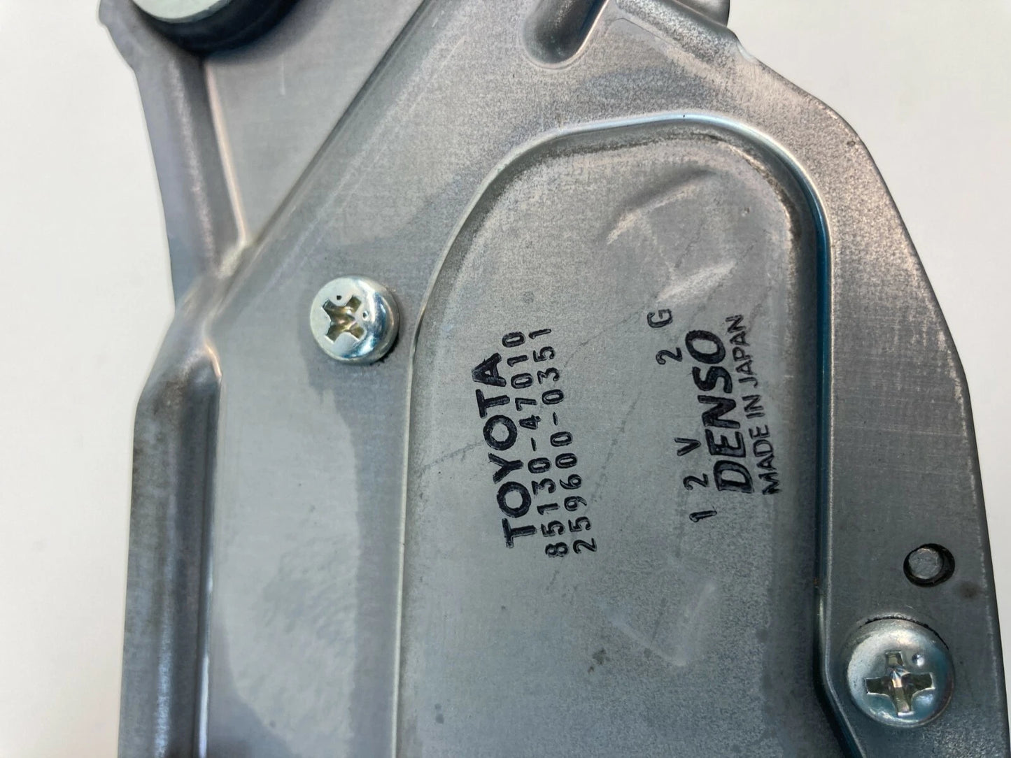 2004-2009 TOYOTA PRIUS REAR GLASS WINDSHIELD WIPER MOTOR ASSEMBLY 8513047010 OEM