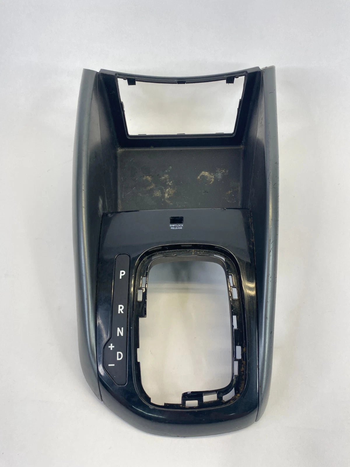 2011-2013 KIA FORTE A/T FLOOR CONSOLE GEAR SHIFTER BEZEL TRIM PANEL ASSEMBLY OEM
