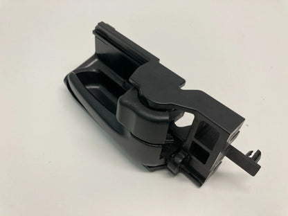 2003-2008 PONTIAC VIBE REAR RIGHT SIDE INNER INTERIOR DOOR HANDLE 69273330WL OE