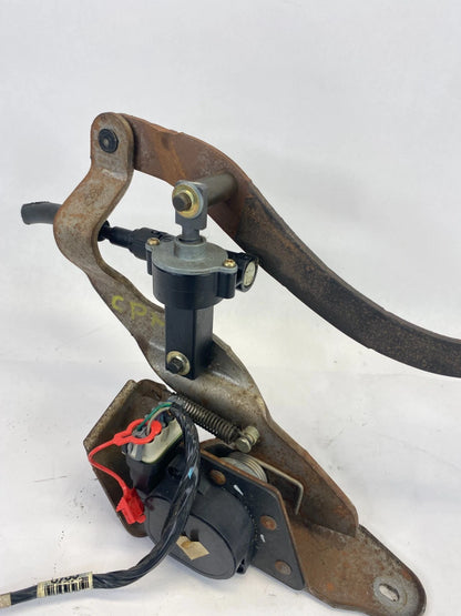 2003-2006 CHEVROLET TAHOE SILVERADO GAS PEDAL ACCELERATOR ASSEMBLY OEM