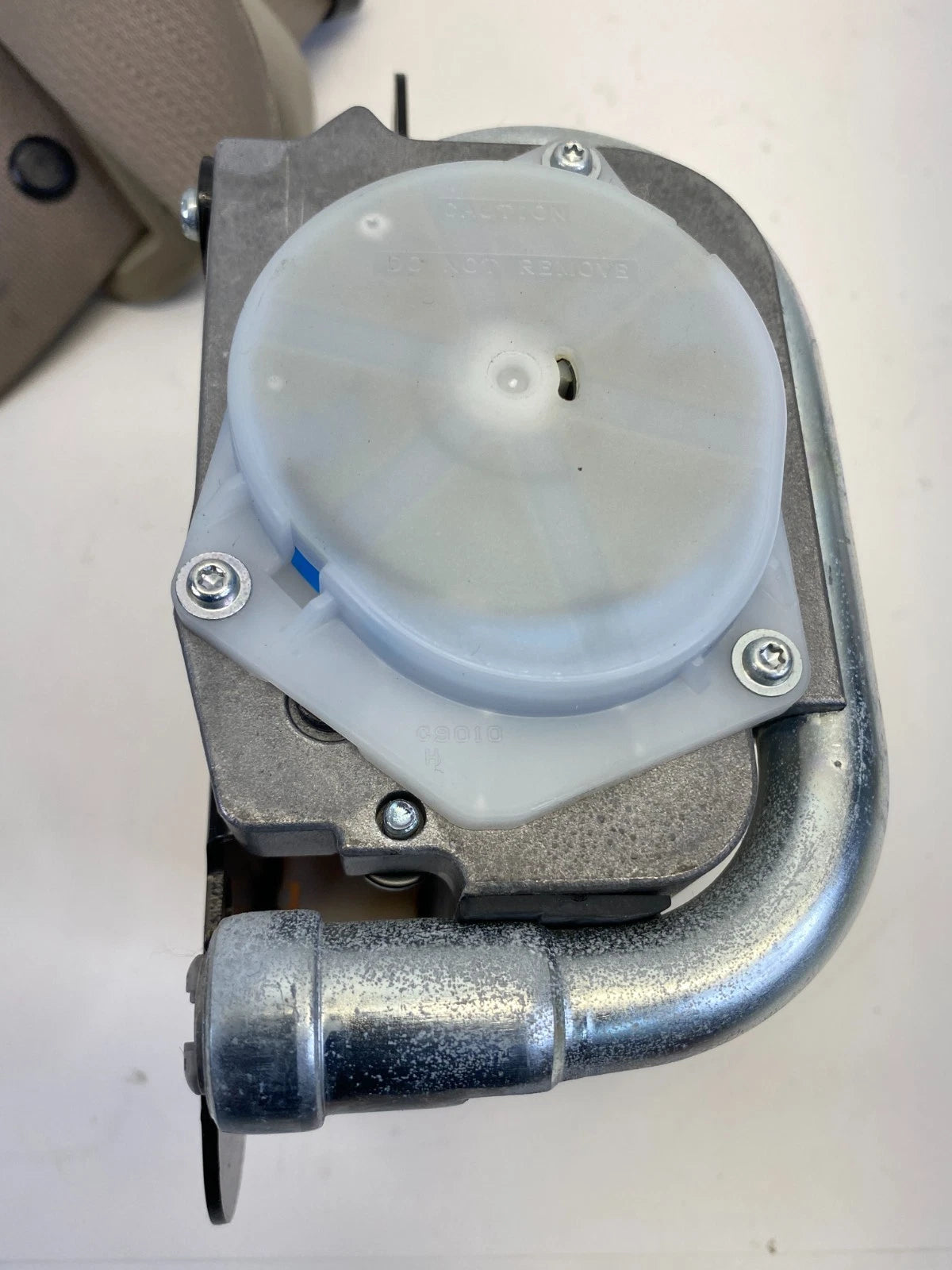 2009-2012 NISSAN MURANO FRONT RIGHT PASSENGER SEAT BELT RETRACTOR TK-AH2-G2255