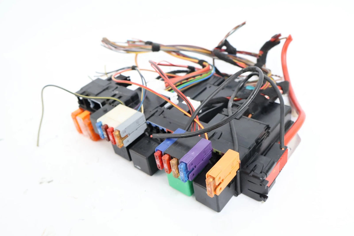 2000-2006 MERCEDES-BENZ S430 S500 SAM FUSE RELAY BOX FRONT RIGHT A-031-545-17-32