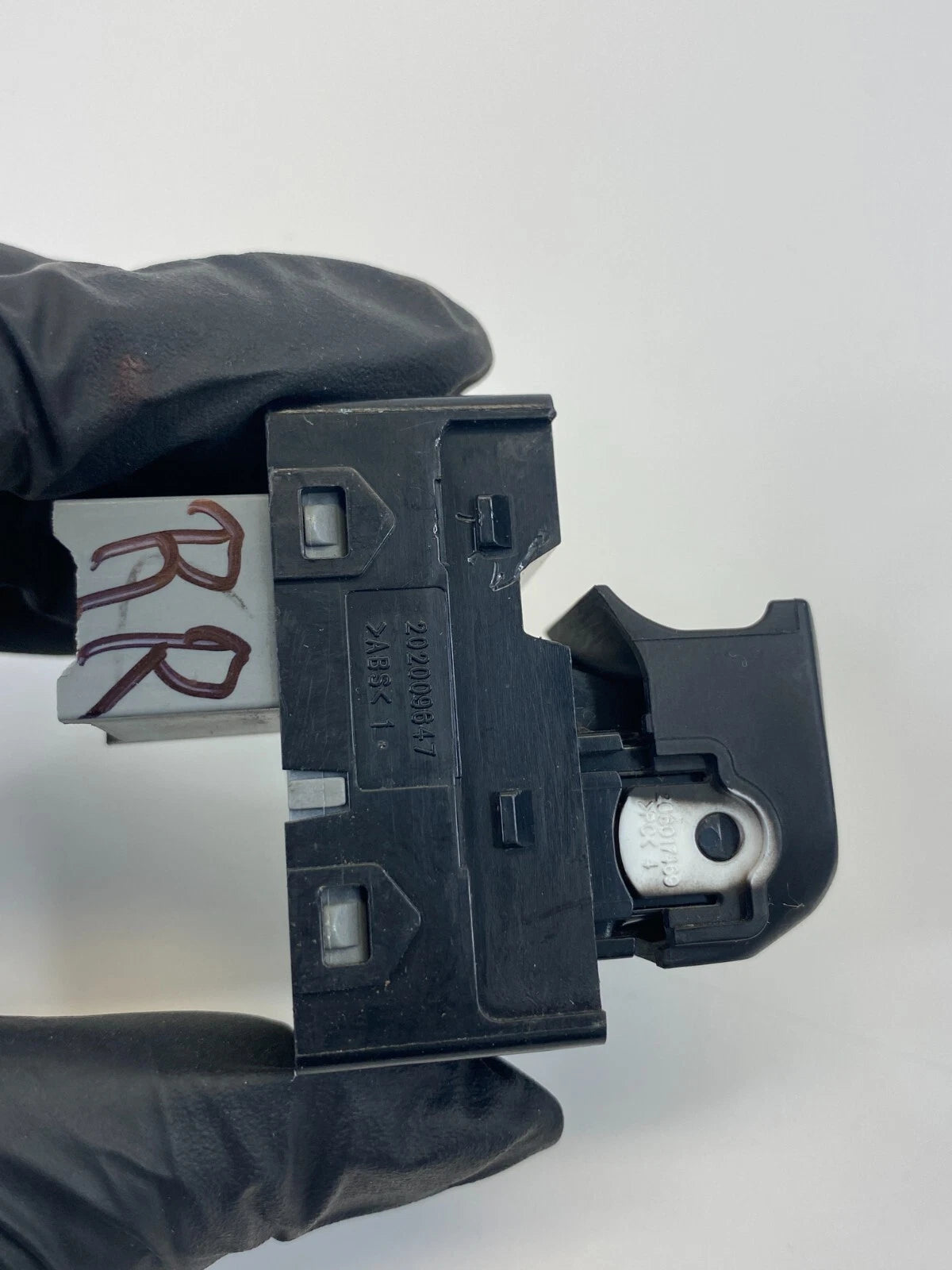 11-13 HYUNDAI ELANTRA REAR RIGHT SIDE DOOR POWER WINDOW SWITCH 93580-3X031 OEM