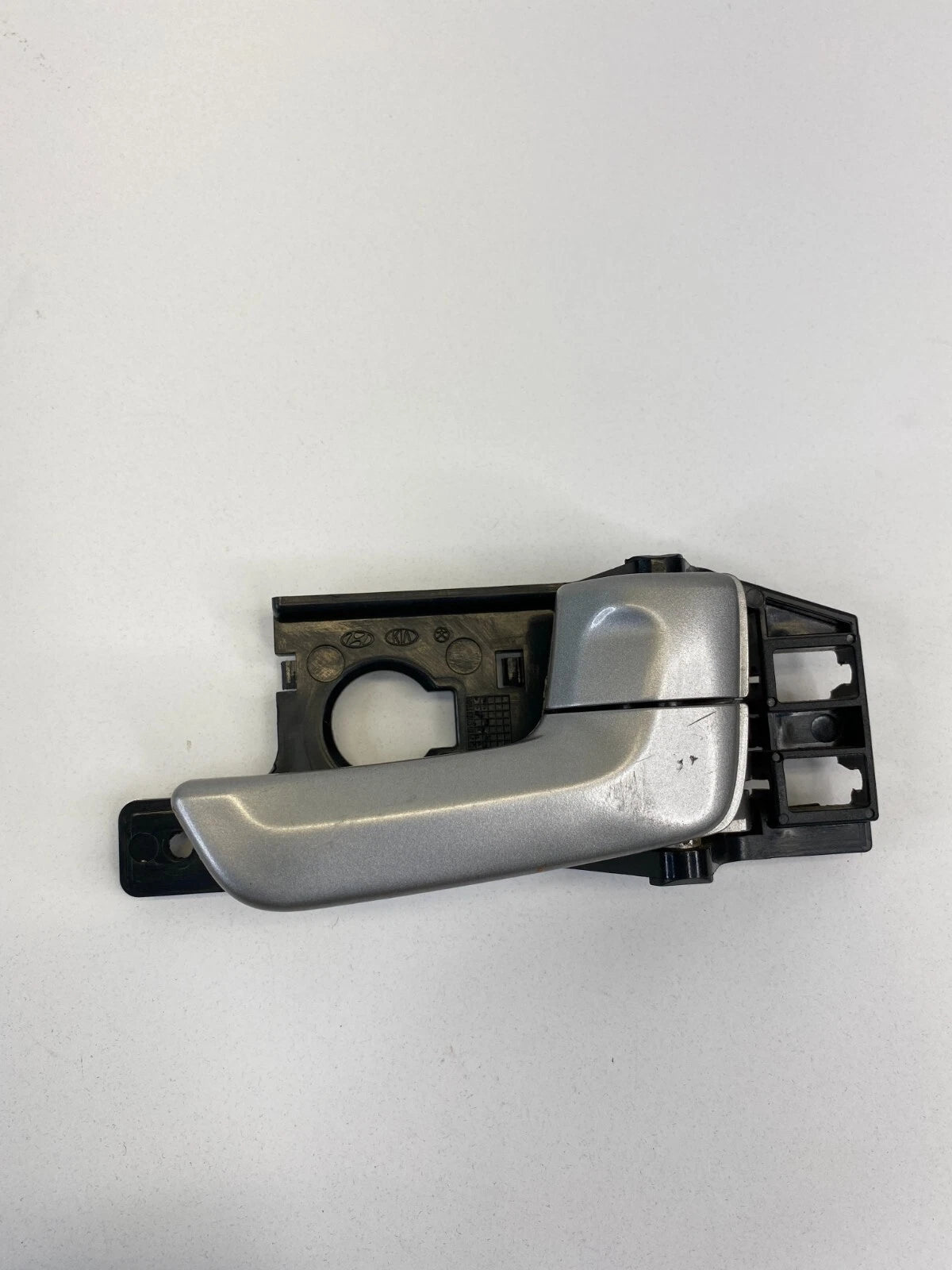 2005-2010 KIA SPORTAGE REAR RIGHT PASSENGER INNER DOOR HANDLE OEM 826131F000