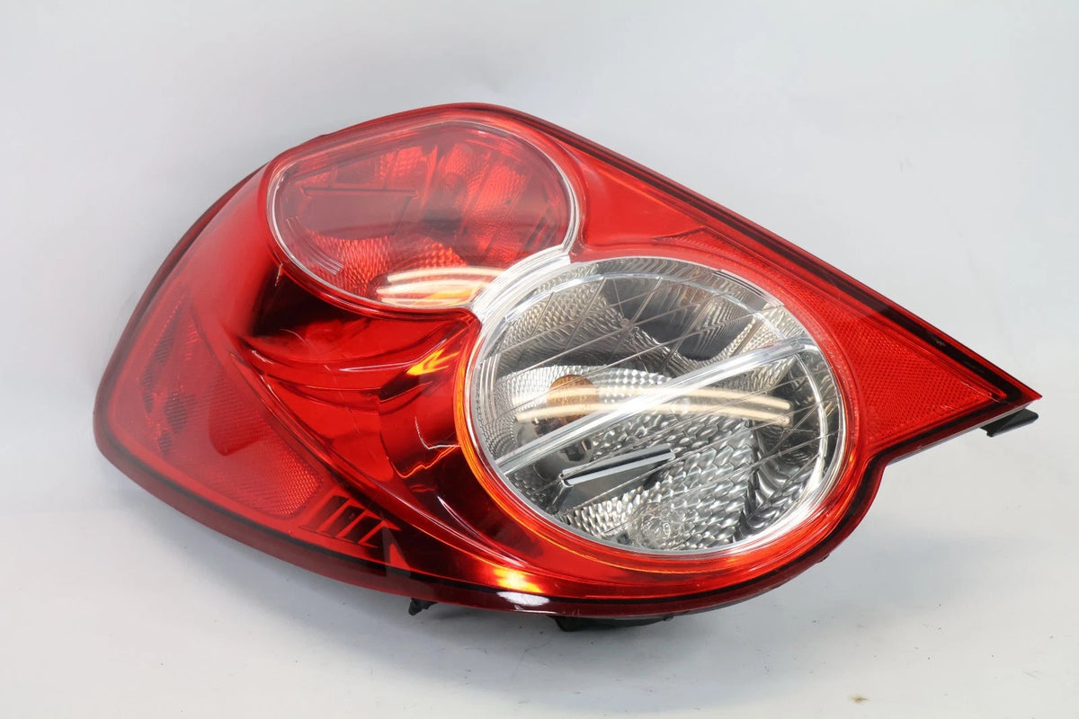 2012-2016 CHEVROLET SONIC SEDAN LEFT DRIVER SIDE TAIL LIGHT LAMP 96830981