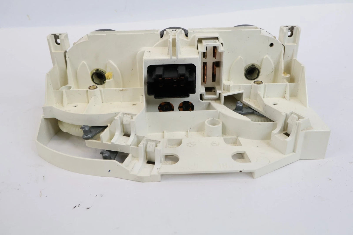 1998-2010 VOLKSWAGEN BEETLE AC HEATER TEMPERATURE CLIMATE CONTROL UNIT OEM