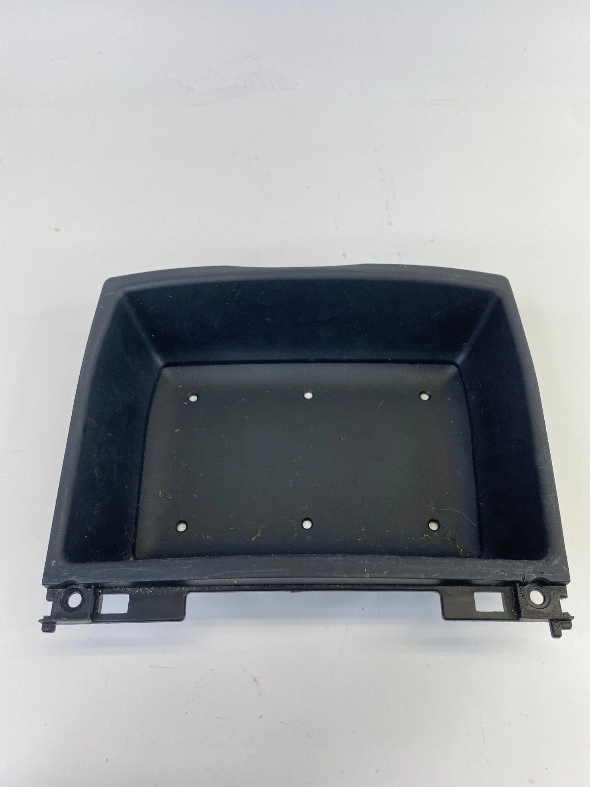 2009-2011 KIA BORREGO CENTER CONSOLE STORAGE COMPARTMENT INSERT 84680-2J010 OEM