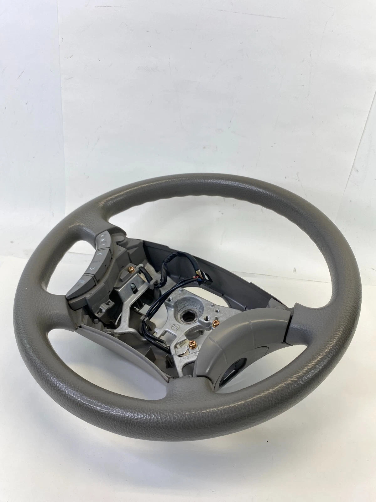 2004-2010 TOYOTA SIENNA STEERING WHEEL WITH RADIO CONTROLS STONE OEM