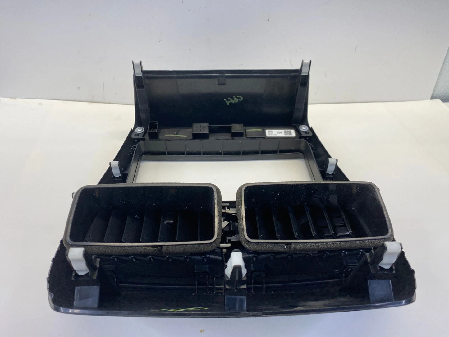 18 19 MITSUBISHI OUTLANDER SPORT RADIO BEZEL WITH AIR VENTS HAZARD OEM 8002C684