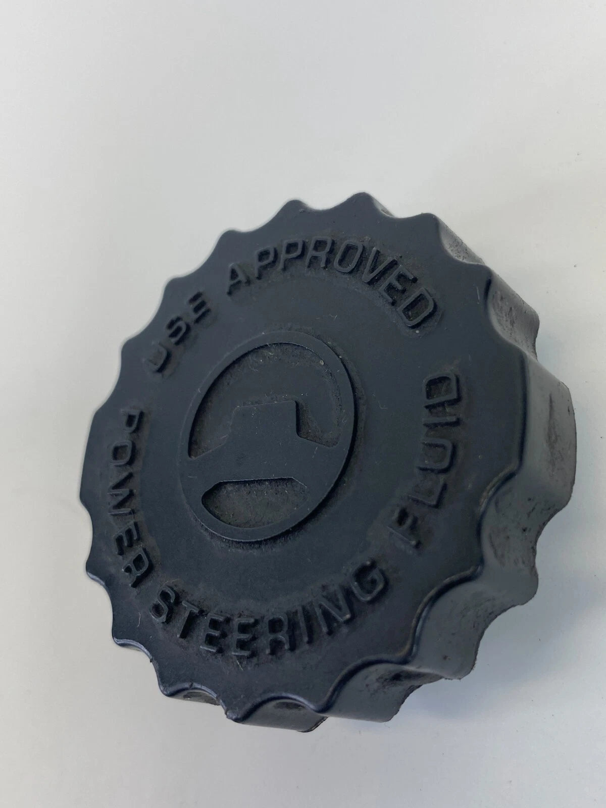 2001-2007 CHRYSLER TOWN & COUNTRY 3.3L POWER STEERING PUMP BOTTLE RESERVOIR CAP