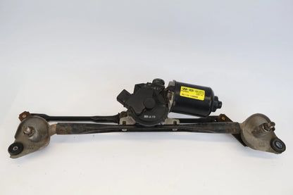 06-11 KIA RIO FRONT WINDSHIELD WIPER MOTOR AND LINKAGE ASSEMBLY OEM 98110-1G000