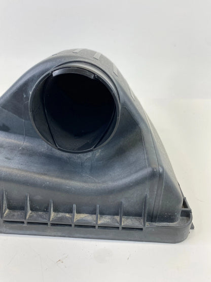 2011-2014 HYUNDAI SONATA 2.4L AT AIR INTAKE CLEANER BOX UPPER COVER TRIM OEM