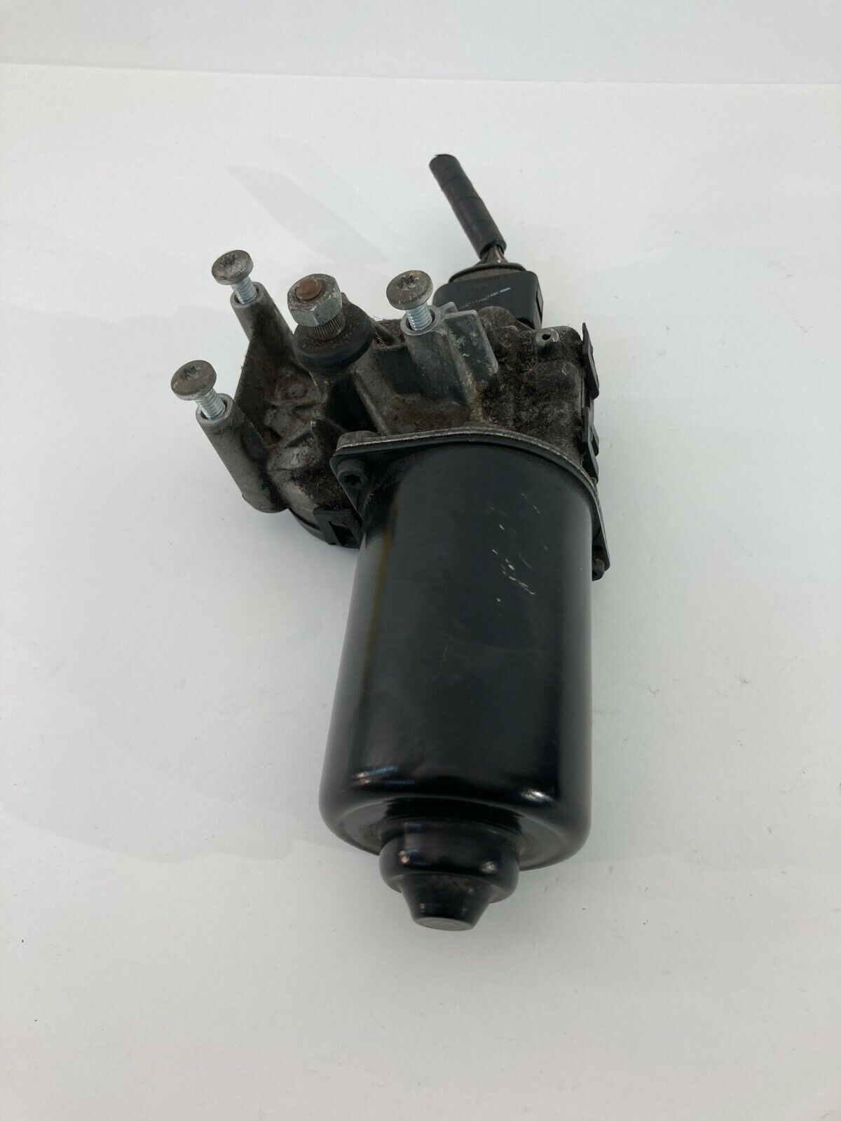 2004 2005 2006 2007 2008 2009 Mazda 3 Mazda3 Front Windshield Wiper Motor OEM