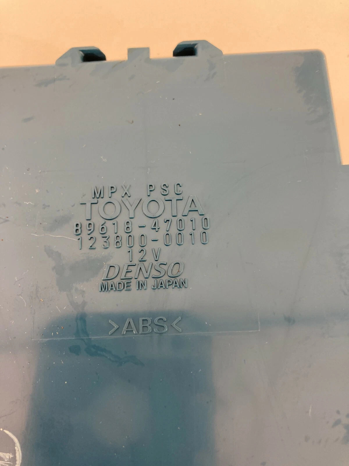 2004 TOYOTA PRIUS POWER SUPPLY SOURCE CONTROL COMPUTER MODULE 89618-47010 OEM