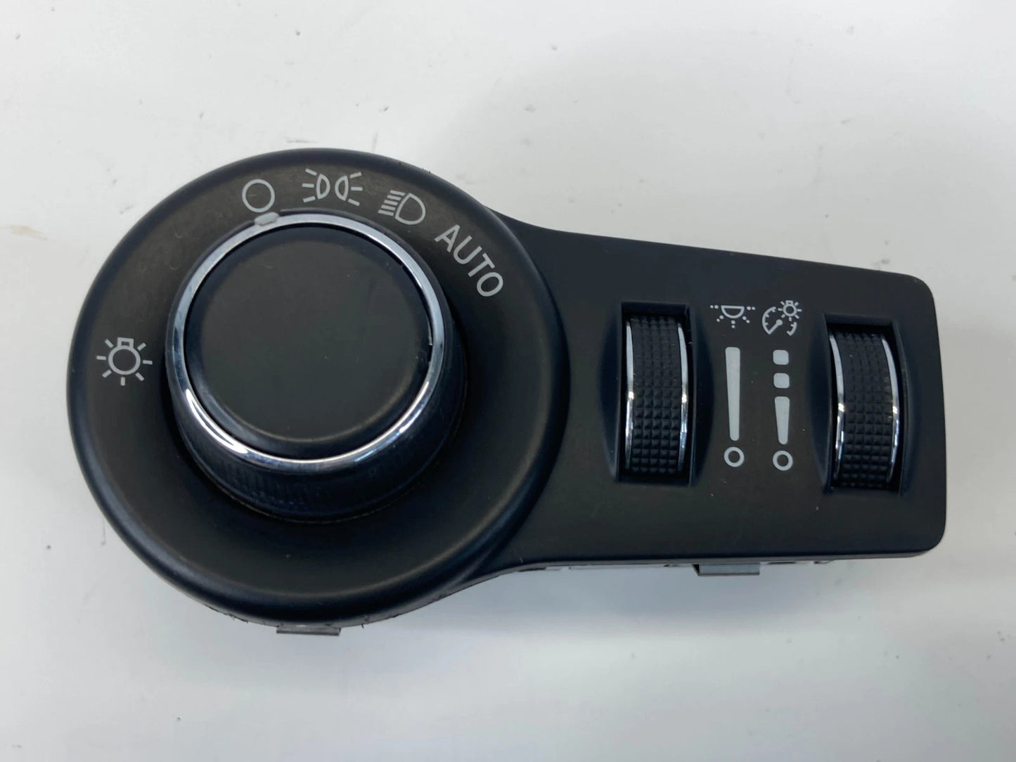 2015-2017 CHRYSLER 200 HEADLIGHT FOG DIMMER LIGHT SWITCH FRONT LH OEM 68156005AB