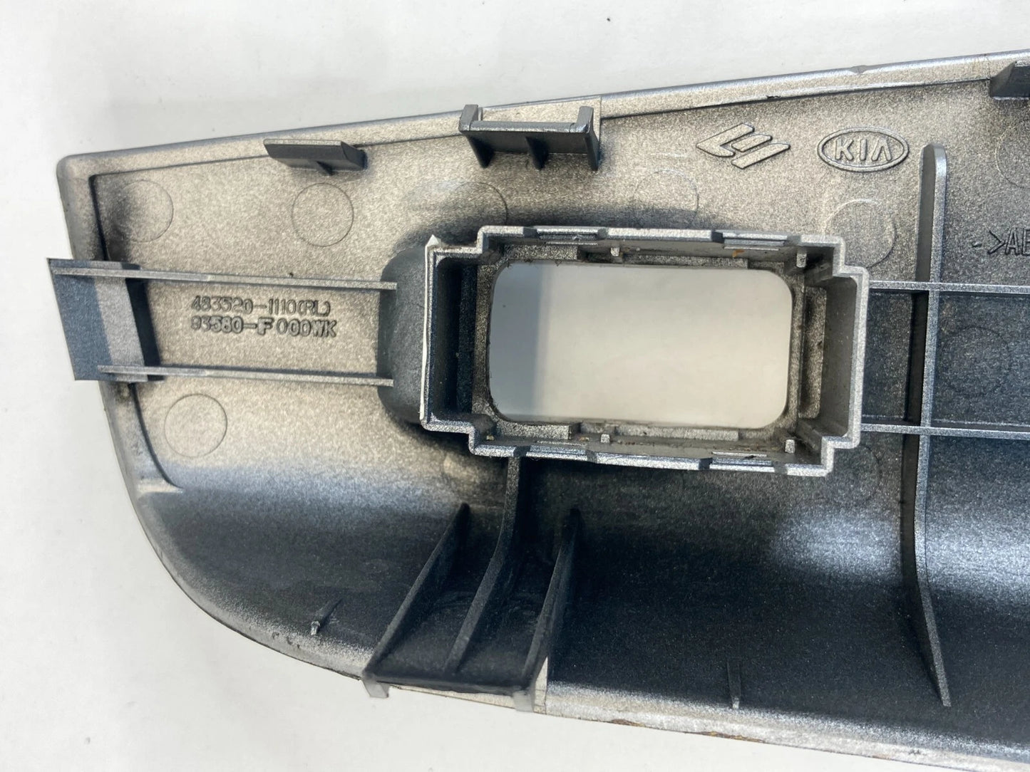 2005-2010 KIA SPORTAGE REAR LEFT LH DOOR WINDOW SWITCH BEZEL 935801F000 OEM
