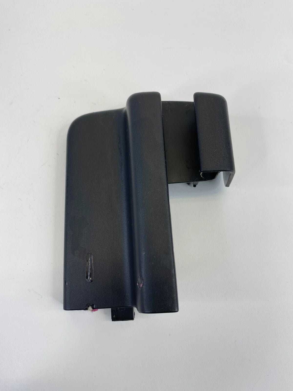 2005-2011 CADILLAC STS FRONT RIGHT SEAT REAR LEFT SIDE TRACK END COVER 88952688