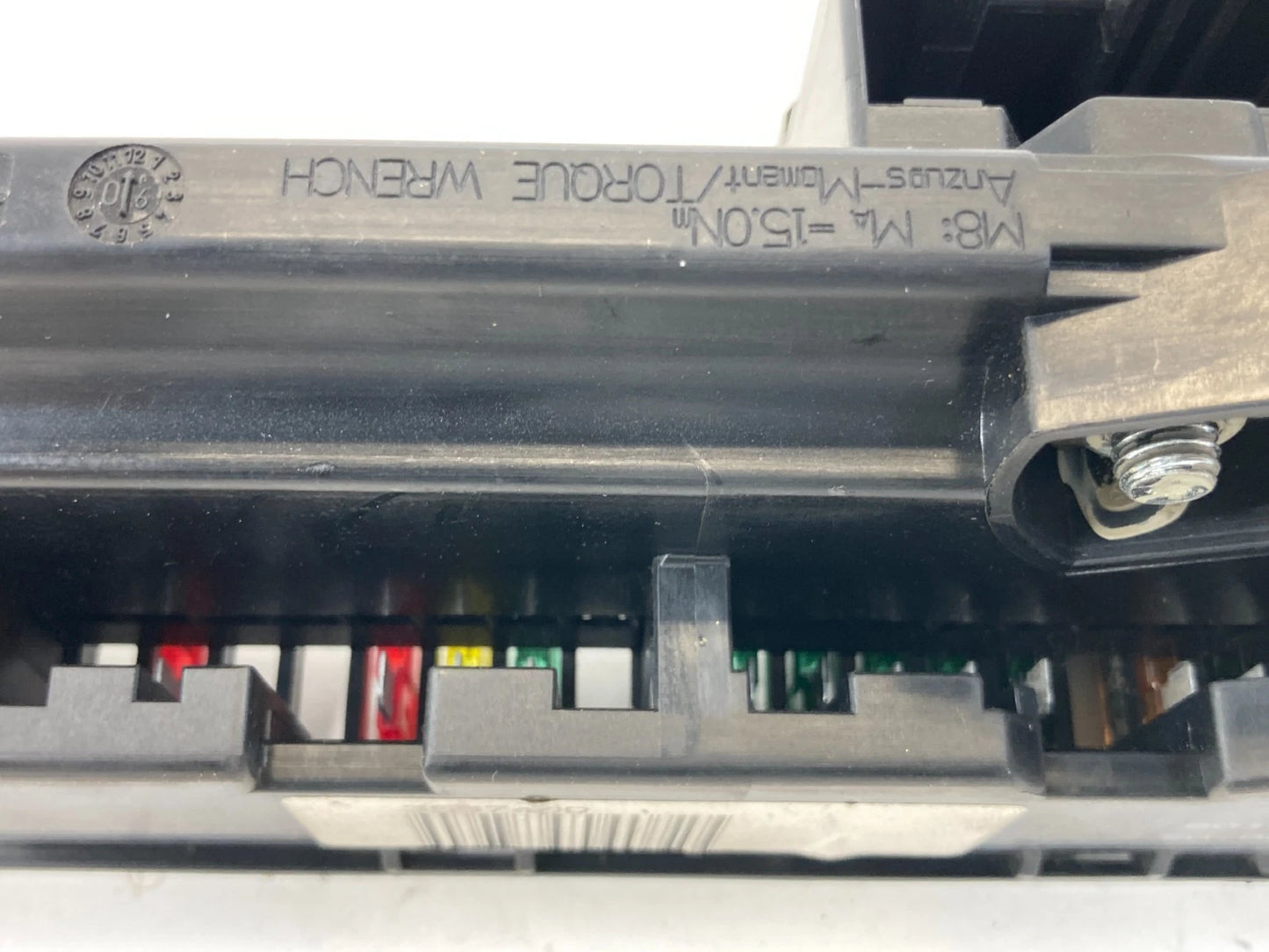 2006 2007 BMW 525I 3.0L AT FRONT POWER DISTRIBUTION FUSE RELAY BOX 257-13290 OEM