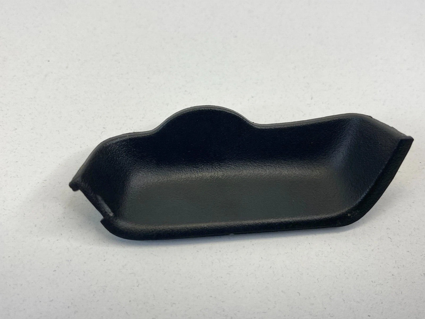 06-13 CHEVROLET IMPALA 14-16 LIMITED REAR RIGHT BACK SIDE DOOR HANDLE BEZEL TRIM