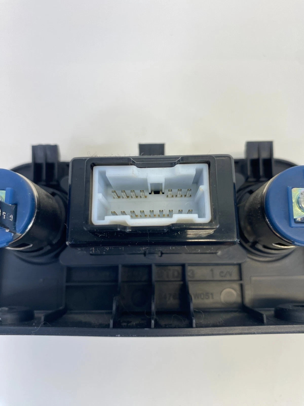 2012-2017 Kia Rio Power Socket Outlet USB AUX Jack Port OEM