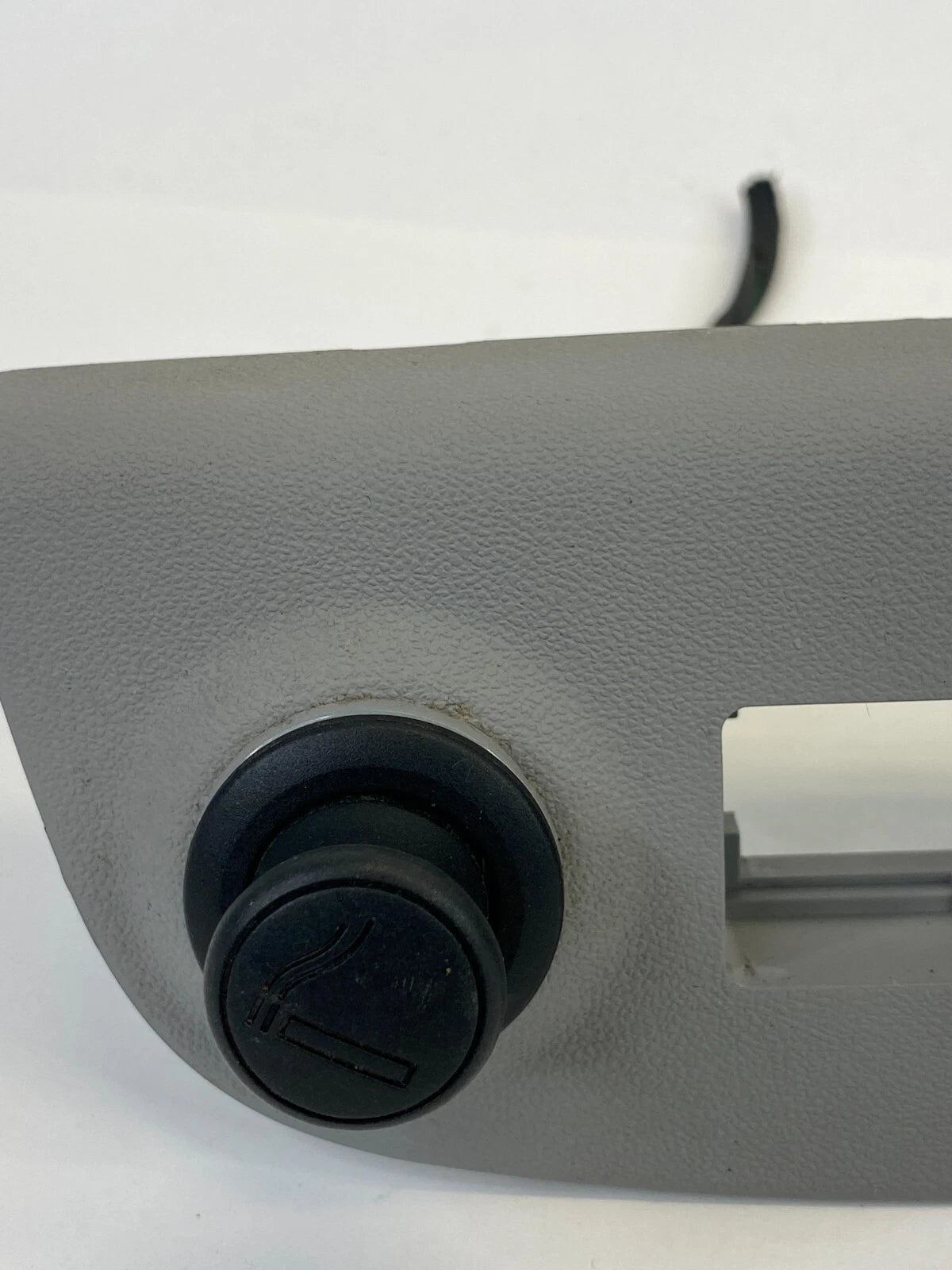 2006 07 08 09 10 2011 HYUNDAI ACCENT DASH STORAGE LIGHTER POWER OUTLET BEZEL OEM