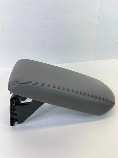 2014 2015 CHEVROLET MALIBU LS FRONT CENTER CONSOLE LID ARMREST LEATHER OEM