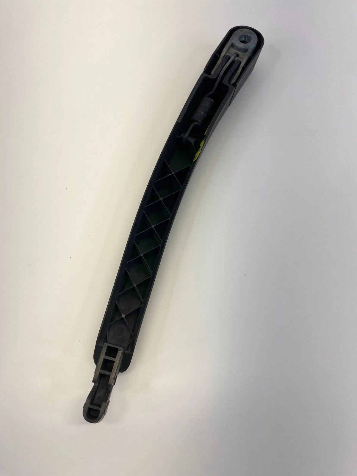2011-2019 FORD FIESTA HATCHBACK REAR TAILGATE WIPER ARM HOLDER ASSEMBLY OEM