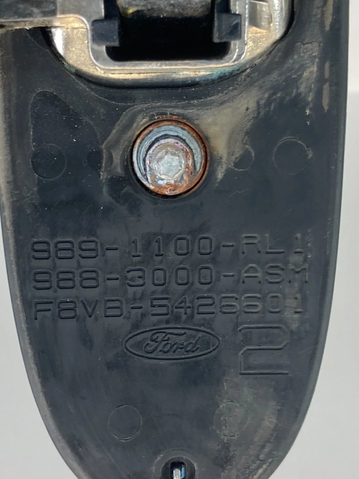 1998-2002 LINCOLN TOWN CAR REAR LEFT EXTERIOR DOOR HANDLE 988-3000-ASM OEM