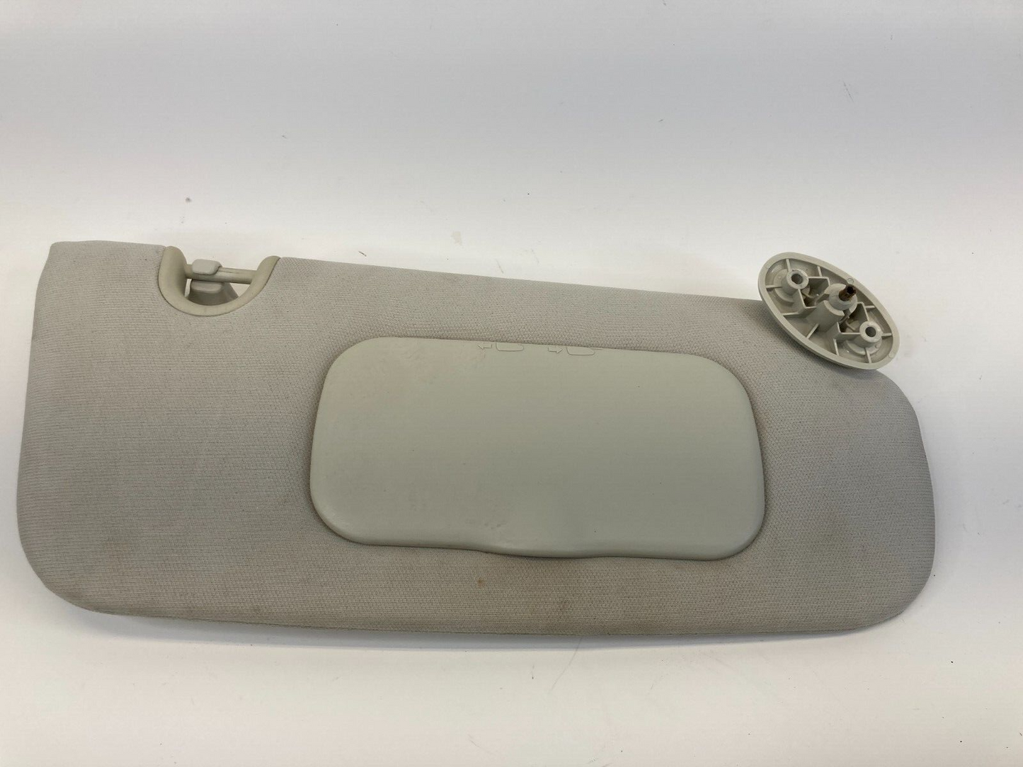 2007 2008 2009 Dodge Caliber Right Passenger Side Sunvisor Sun Visor Shade OEM