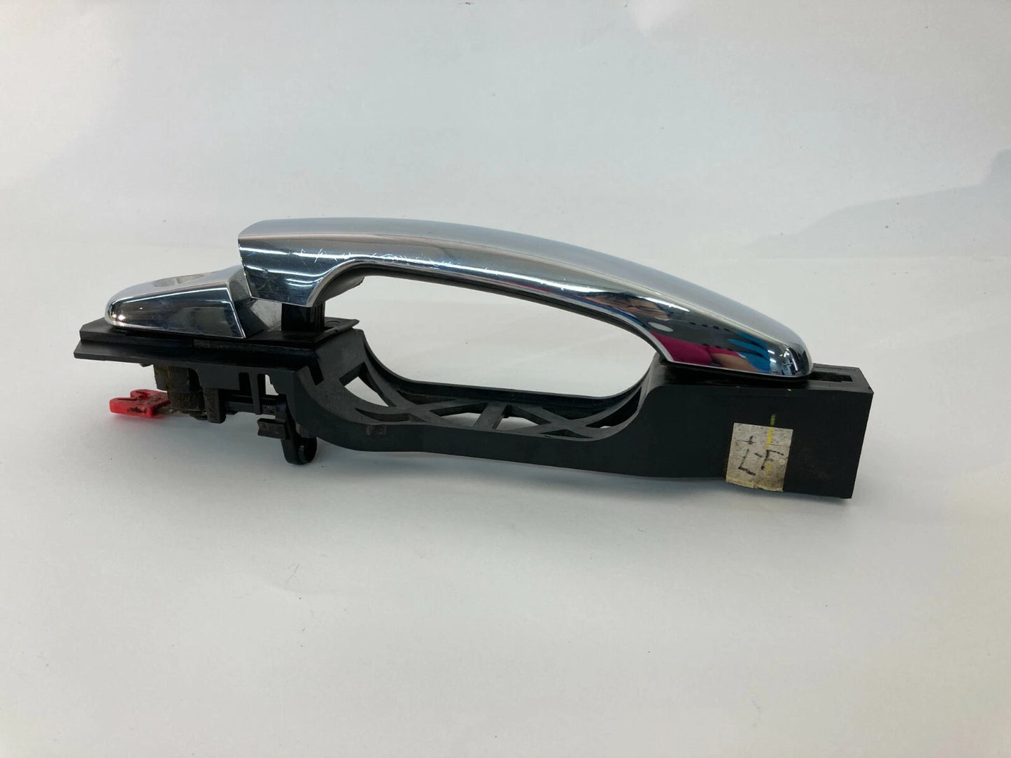 2007-2010 SATURN OUTLOOK FRONT LEFT DRIVER SIDE EXTERIOR DOOR HANDLE ASSEMBLY