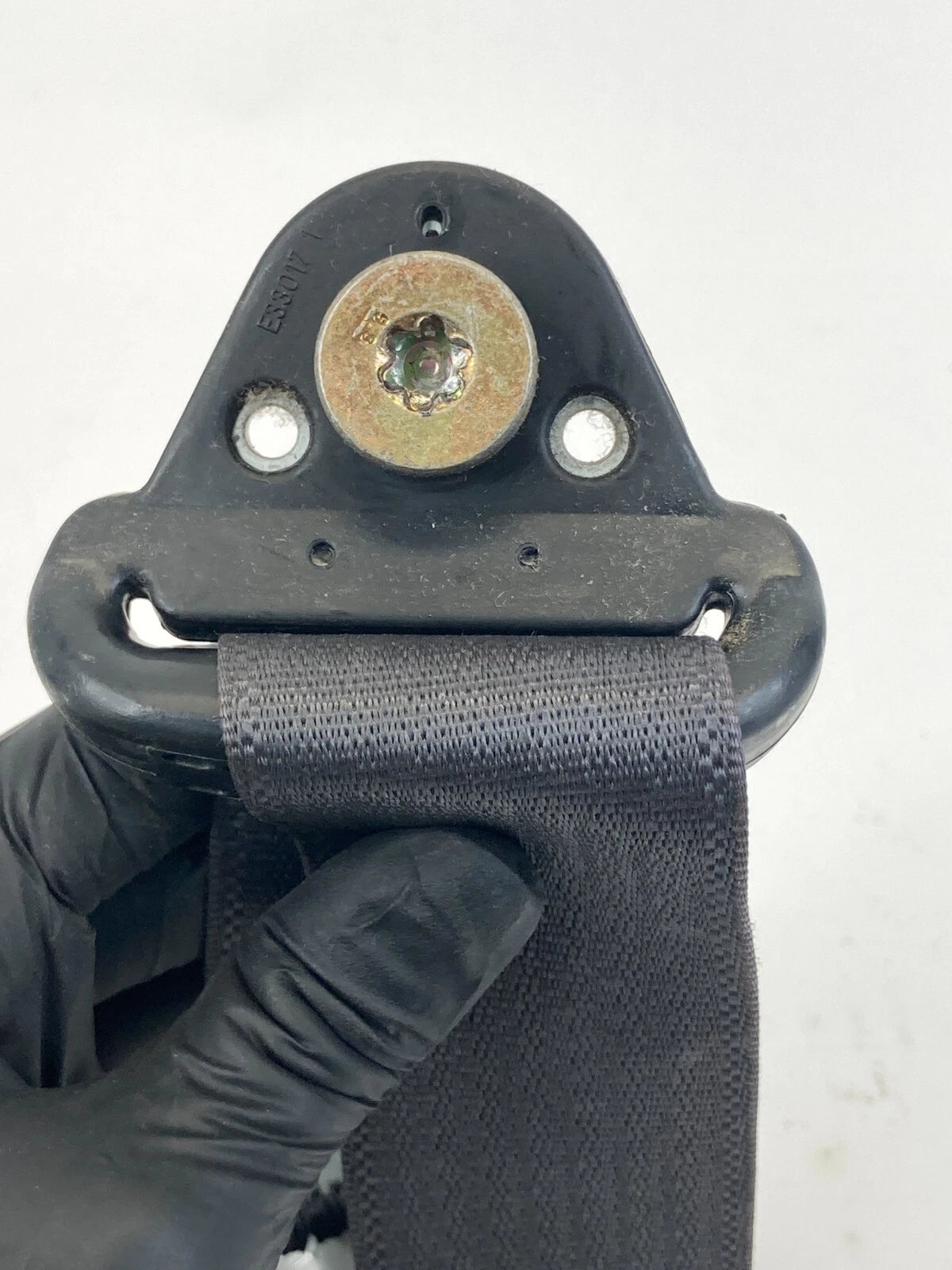 2002-2005 FORD EXPLORER FRONT RIGHT PASSENGER SEAT BELT RETRACTOR ASSEMBLY OEM