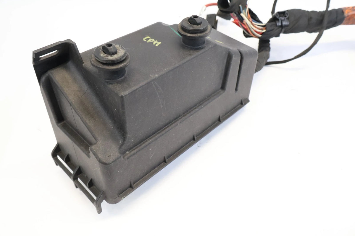 2006-2013 MERCEDES W251 R350 FRONT FUSE BOX RELAY W BATTERY DISTRIBUTION MODULE