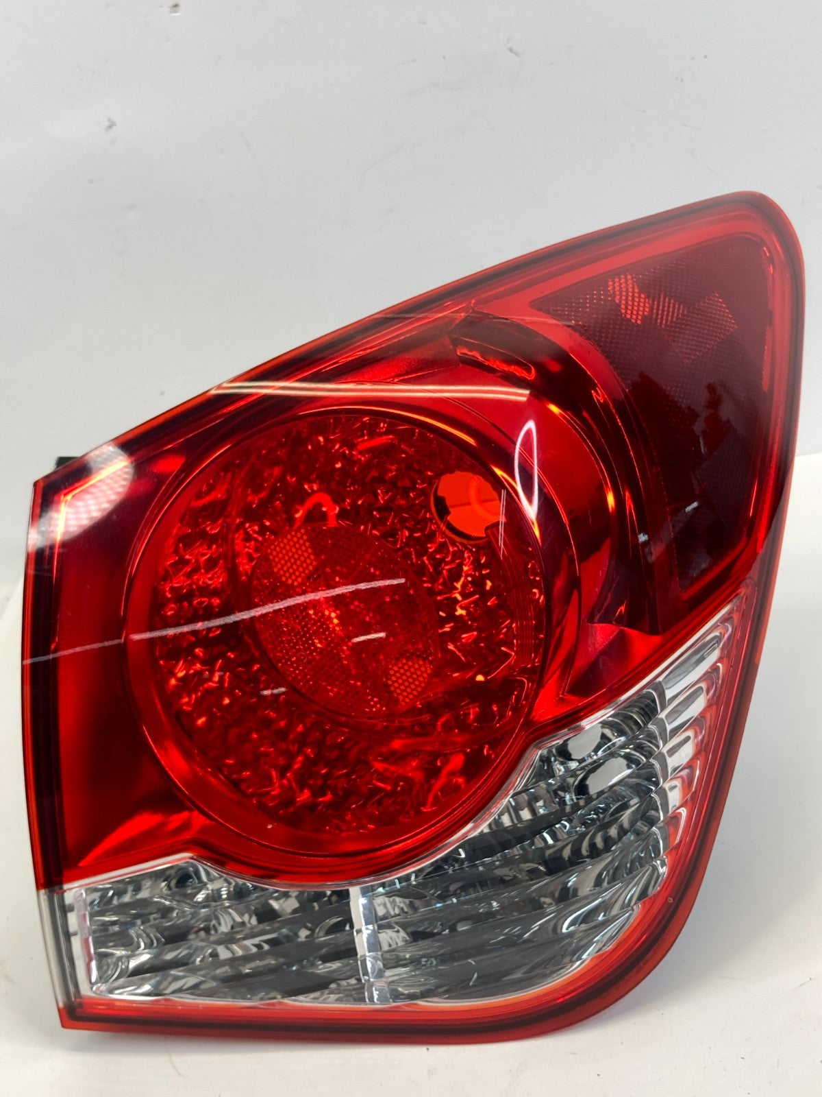 2011-2016 Chevrolet Cruze Right Passenger Outer Tail Light Taillight Lamp OEM