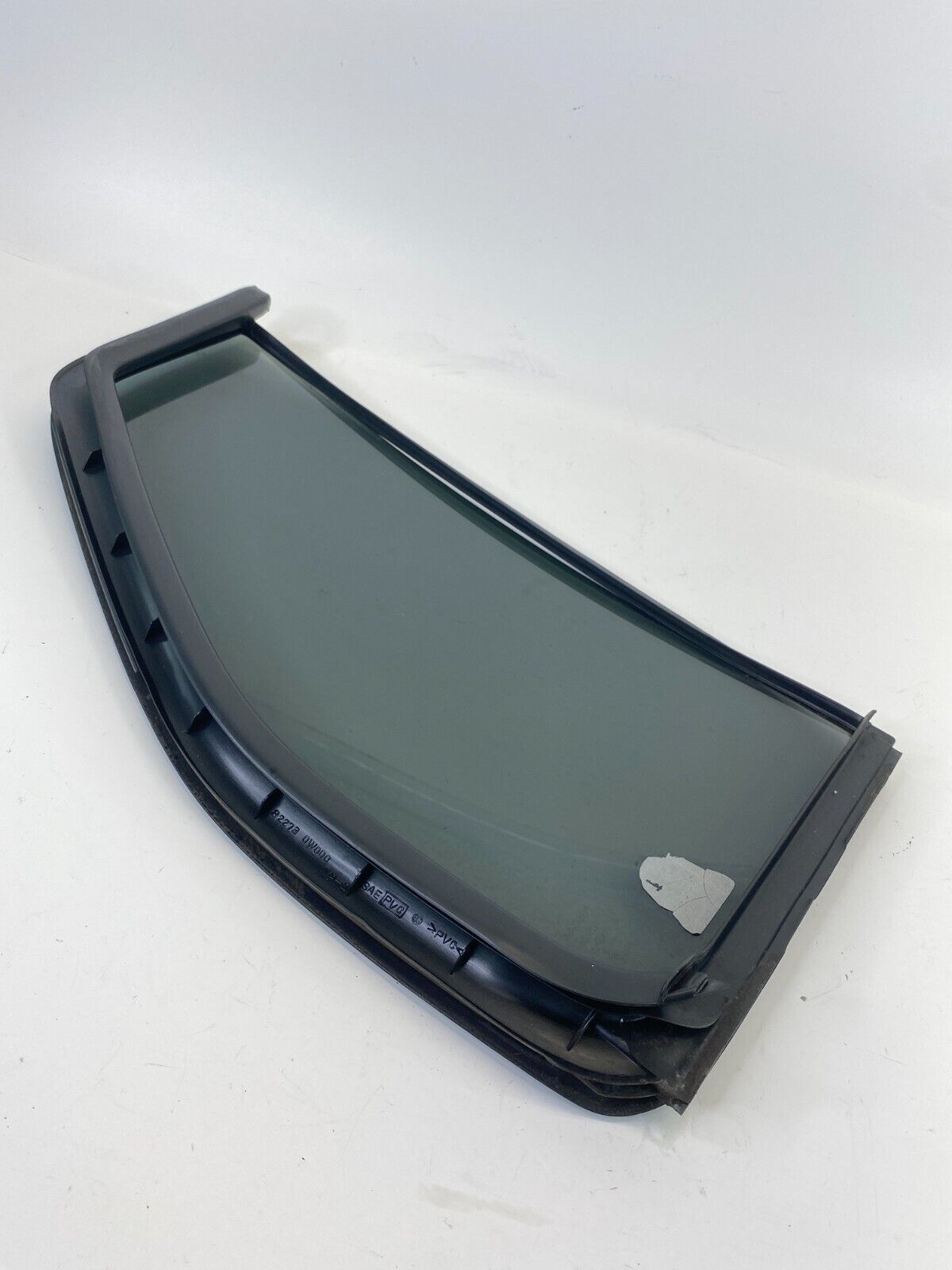 1996-2004 Nissan Pathfinder Rear Left Side Door Vent Quarter Window Glass OEM