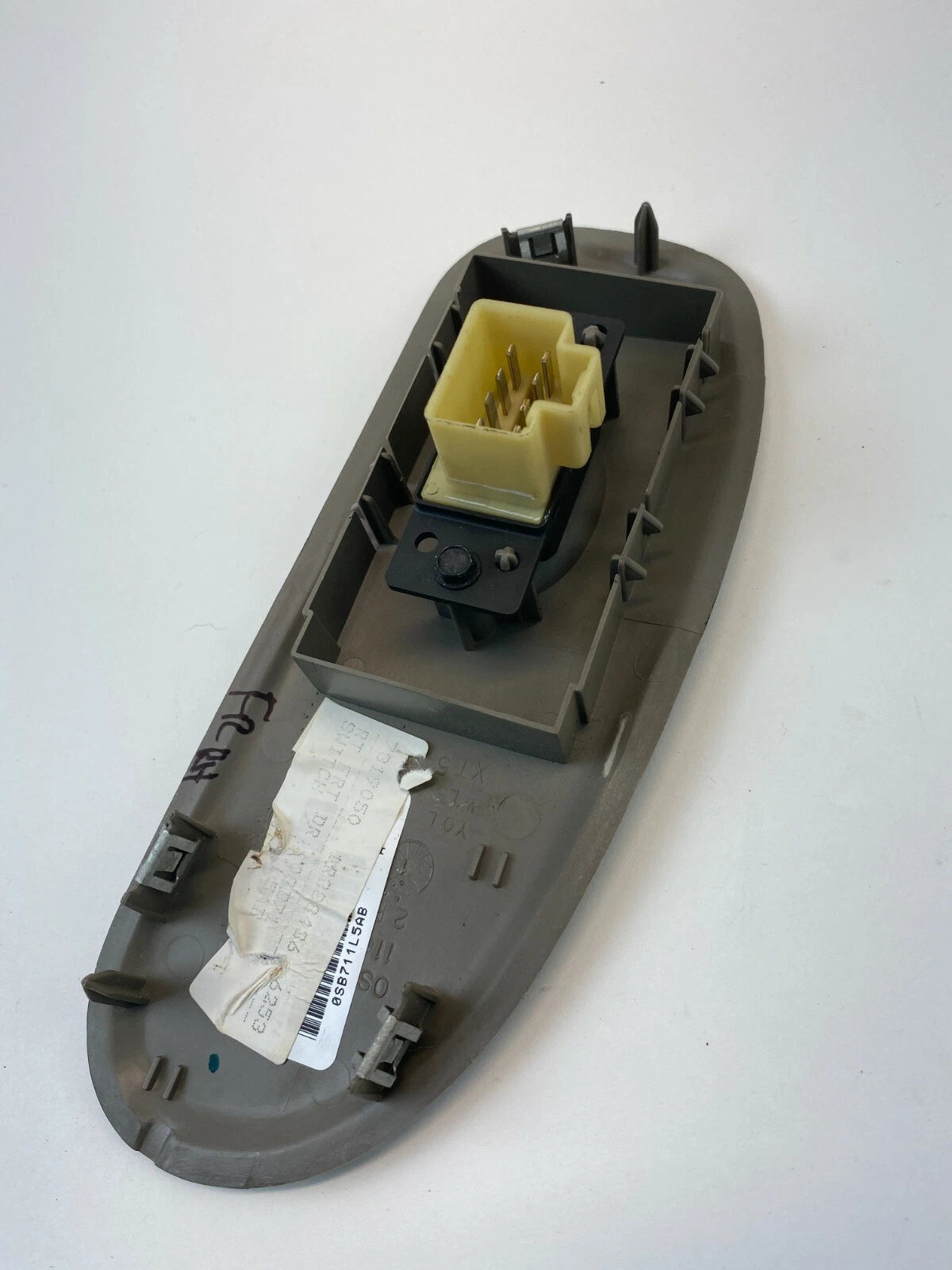 01-03 CHRYSLER TOWN & COUNTRY FRONT RIGHT SIDE WINDOW SWITCH W BEZEL 0SB711L5AB