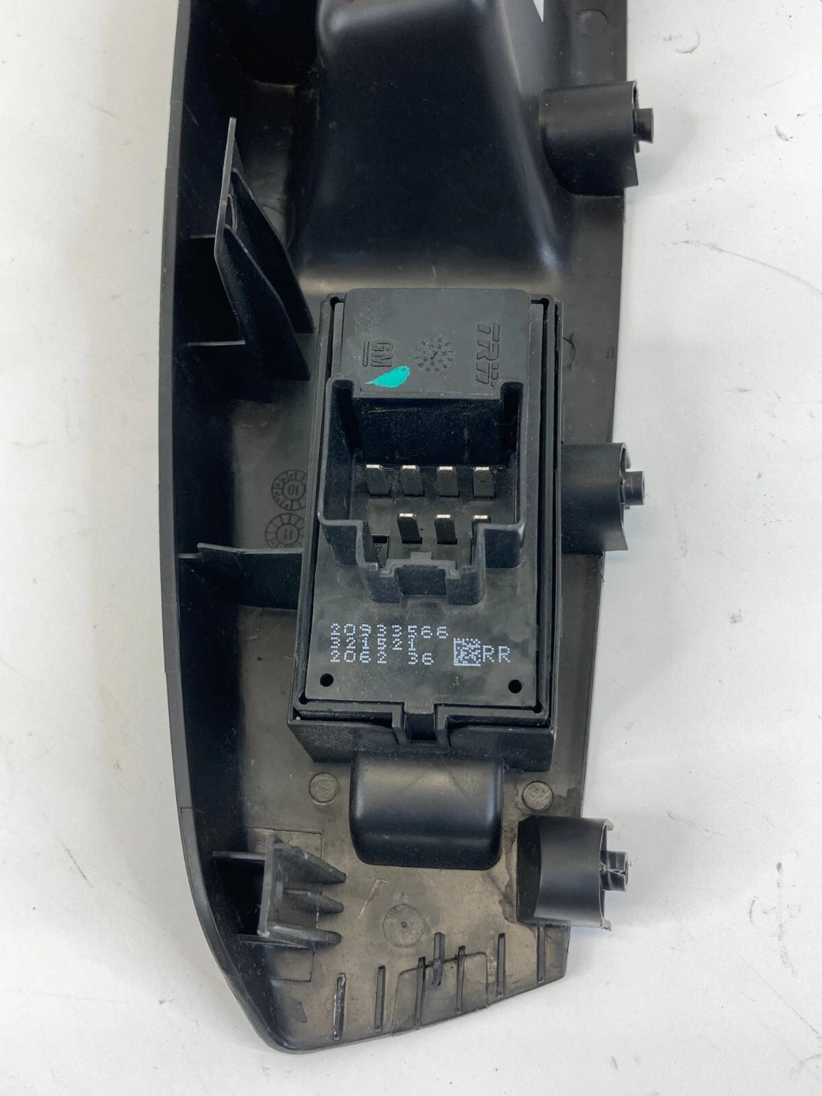 2011-2016 CHEVROLET CRUZE REAR RIGHT DOOR WINDOW CONTROL SWITCH 20933566 OEM