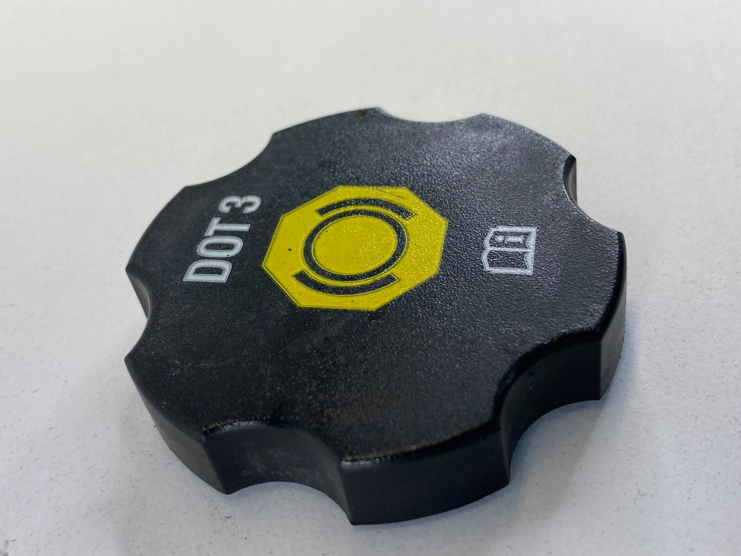 2005-2010 PONTIAC G6 BRAKE FLUID MASTER CYLINDER RESERVOIR CAP COVER LID OEM
