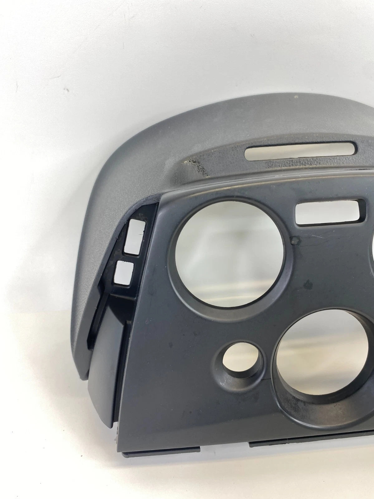 2015-2019 Nissan Versa Lower Center Dash Climate Control Bezel Panel Assy OEM