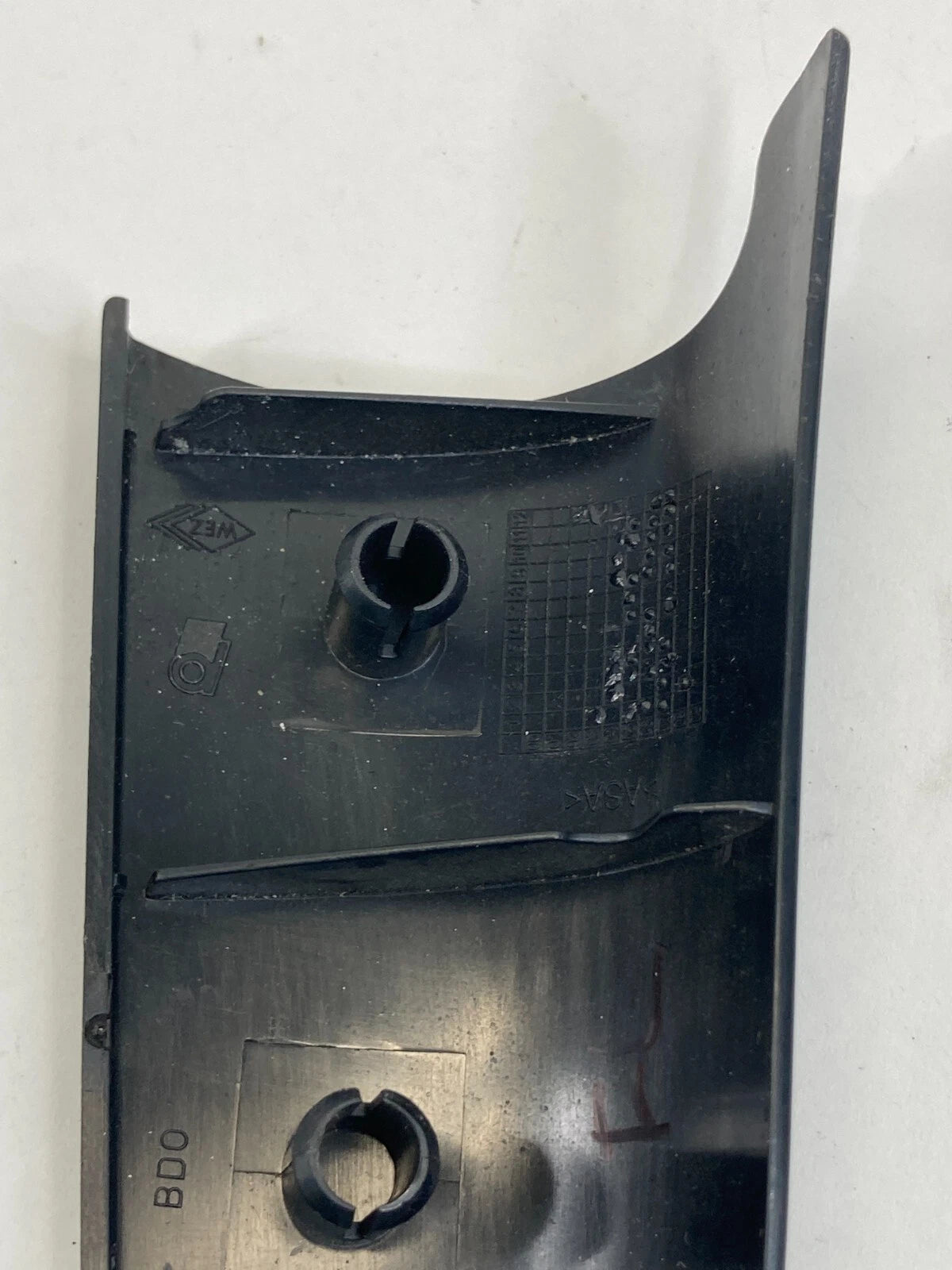 2006-2011 AUDI A6 FRONT LEFT DRIVER SIDE INNER DOOR CORNER COVER 4F0-857-505A