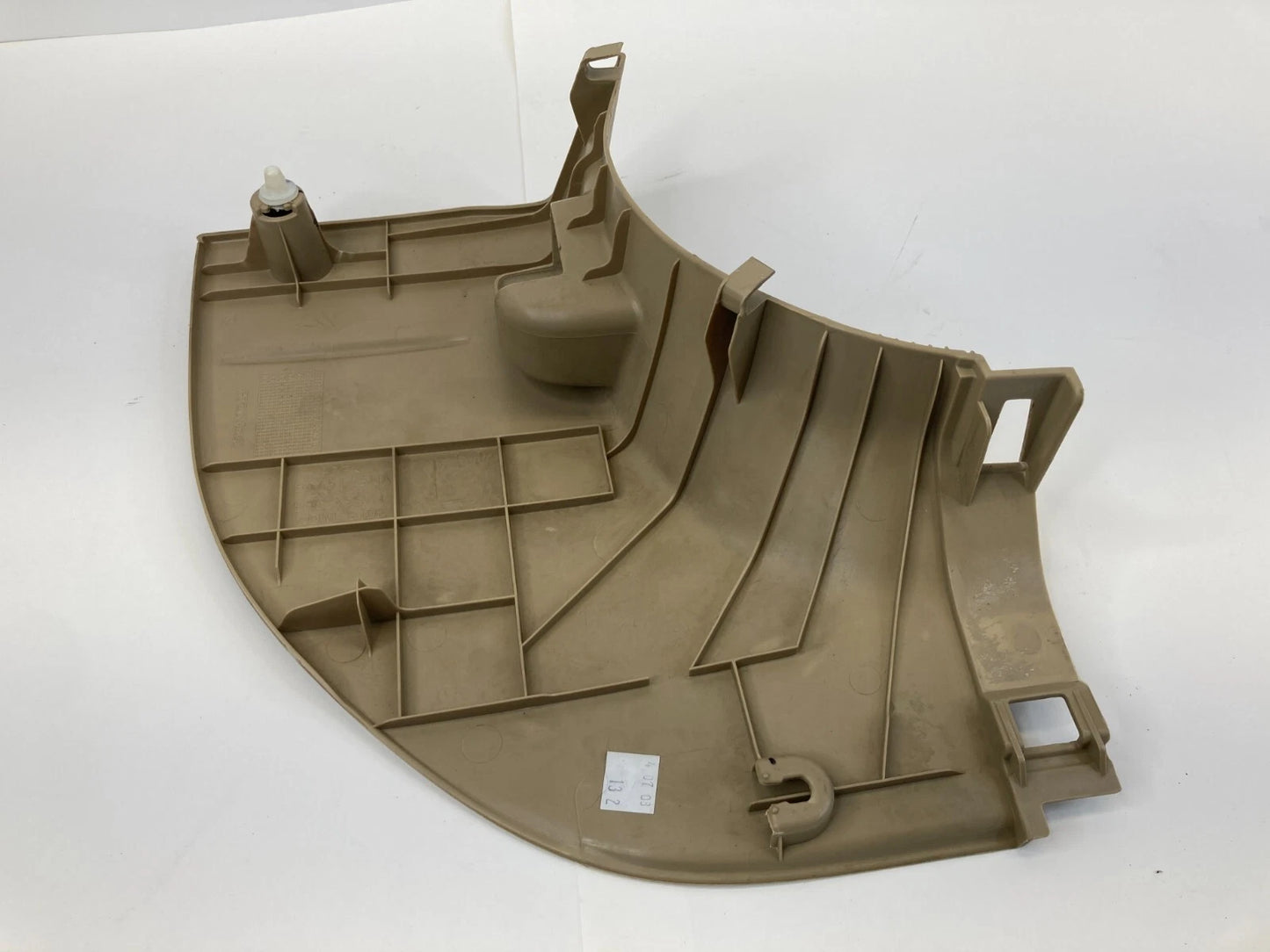 06-11 HONDA CIVIC SEDAN FRONT LEFT DRIVER SIDE KICK PANEL COWL 83161-SNA OEM