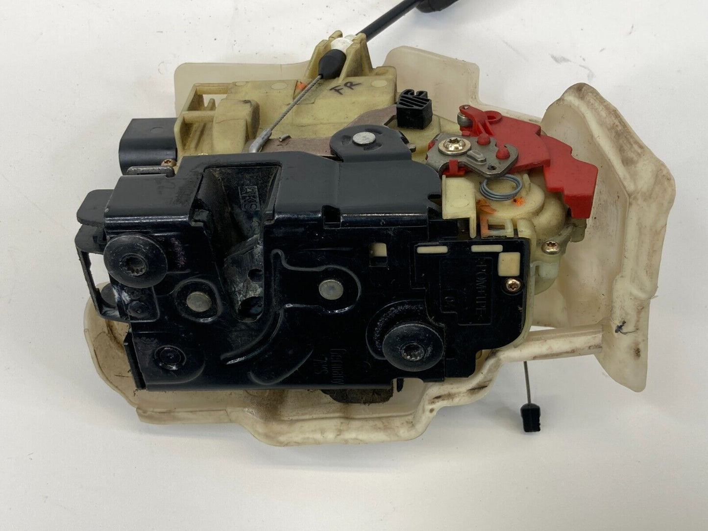 2006-2009 Volkswagen GTI Front Right Passenger Door Latch Lock Actuator OEM