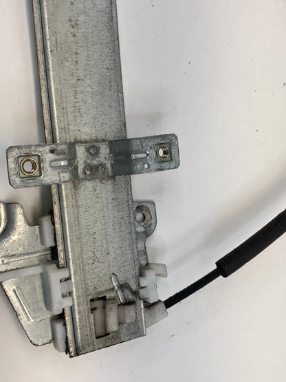 2001-2006 SUZUKI GRAND VITARA FRONT LEFT WINDOW REGULATOR W/ MOTOR 83460-65D00