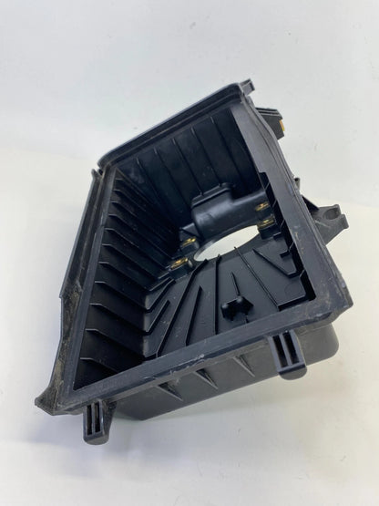 2000 2001 MAZDA MPV 2.5L V6 AT AIR CLEANER INTAKE FILTER BOX SIDE COVER W SENSOR