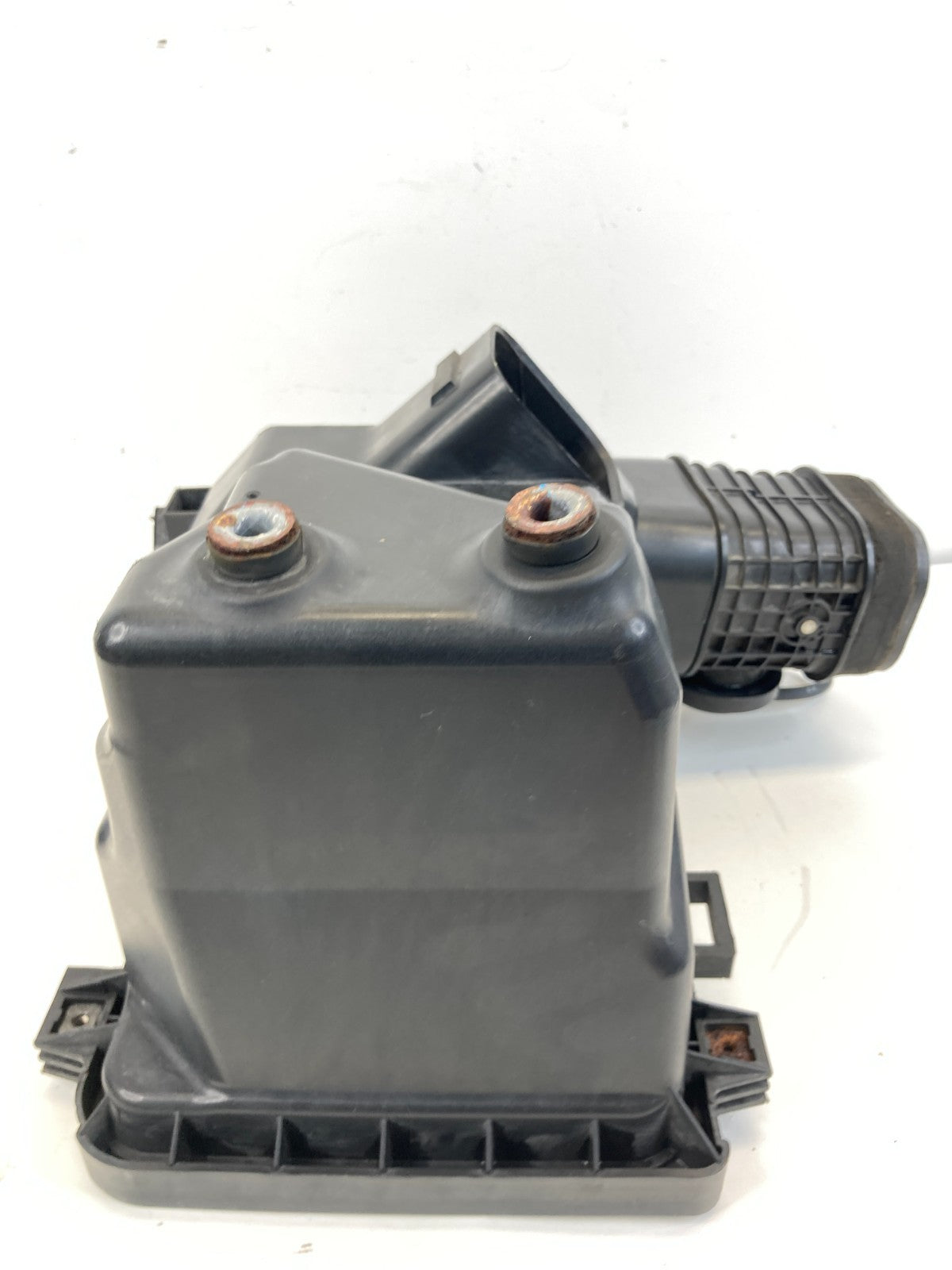 2008-2010 Toyota Highlander 3.5L V6 Air Intake Cleaner Filter Box Lower Cover