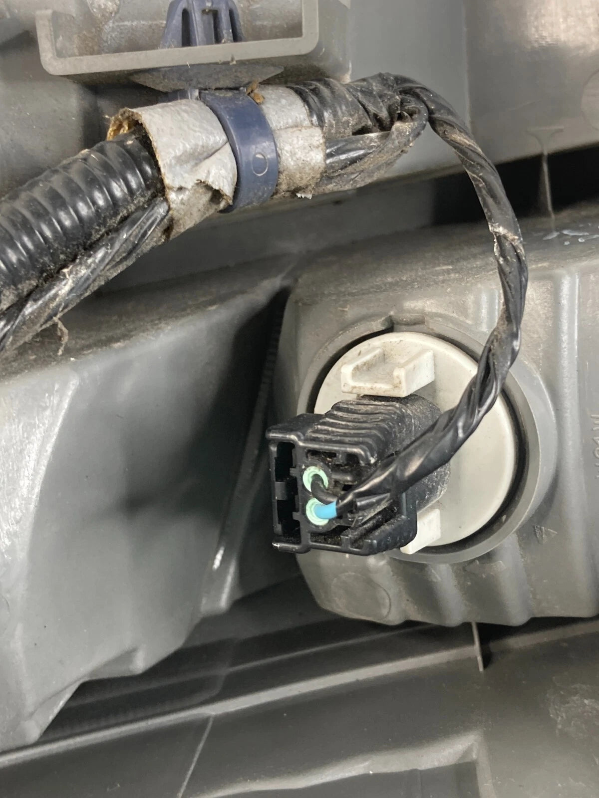 2010 2011 HONDA ACCORD CROSSTOUR REAR LEFT DRIVER TAIL LIGHT LAMP ASSY OEM