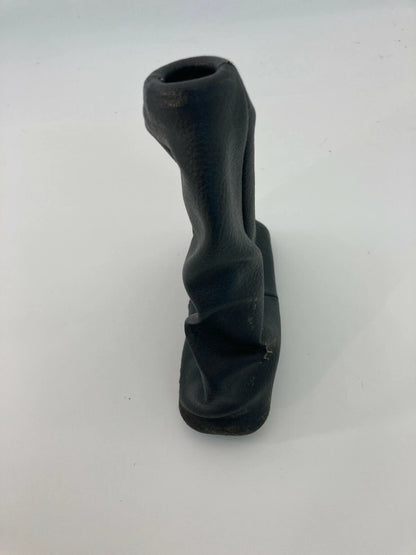 2004 04 ISUZU ASCENDER 4.2L AUTOMATIC TRANSMISSION SHIFTER SHIFT BOOT COVER OEM