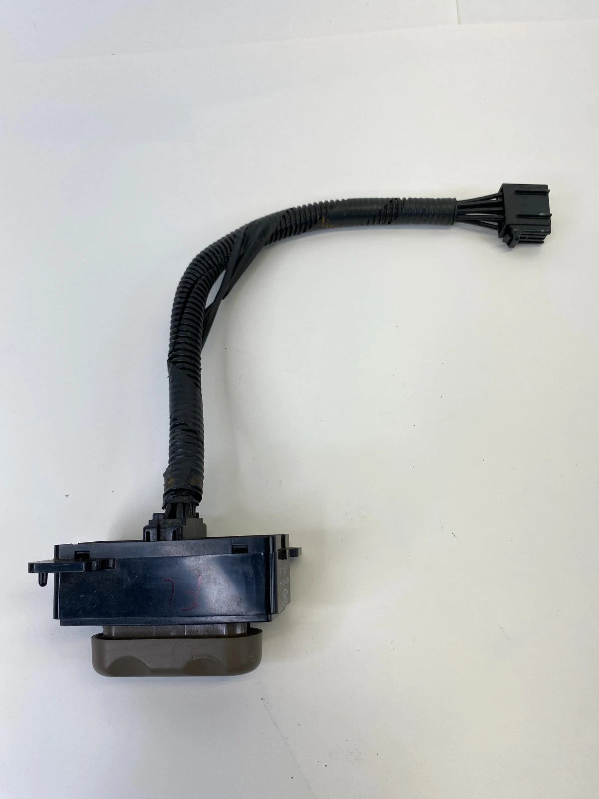 2002-2005 FORD EXPLORER FRONT LEFT OR RIGHT SIDE POWER SEAT ADJUSTMENT SWITCH