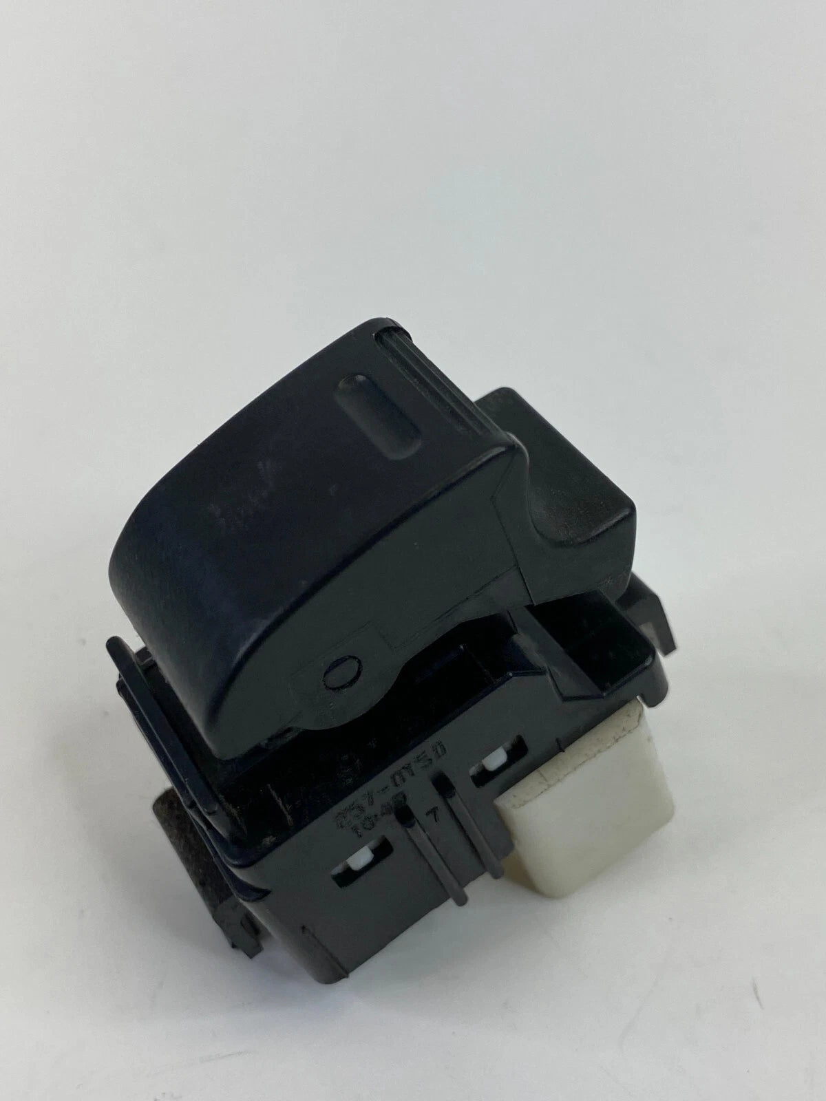 2002-2006 TOYOTA CAMRY 04-09 PRIUS REAR LEFT SIDE DOOR POWER WINDOW SWITCH