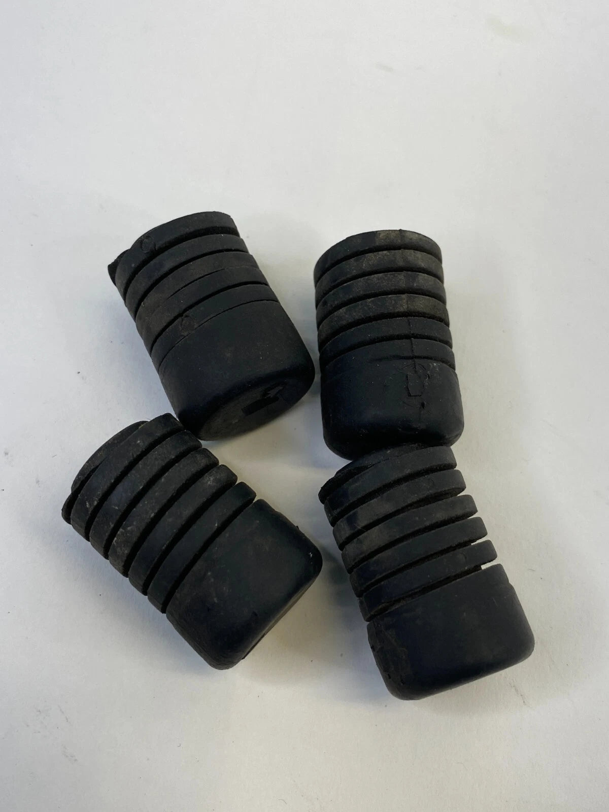2010-2016 KIA FORTE FRONT HOOD STOP BUFFER BUMPER RUBBER ADJUSTER CUSHION SET