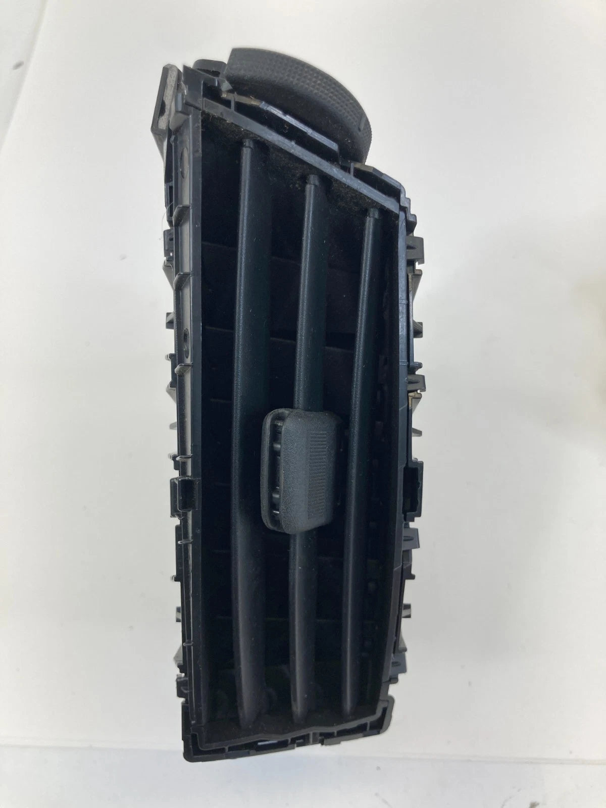 2007 2008 INFINITI G35 DASH AIR VENT GRILLES PAIR CENTER OEM FACTORY 68750-JK00A